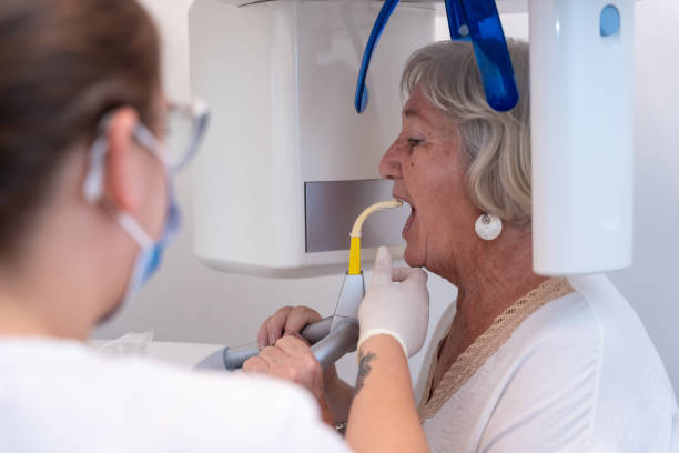Best Pediatric Emergency Dentist in Washington Park, IL