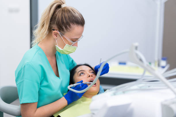 Best Emergency Dentist for Knocked-Out Tooth in Washington Park, IL